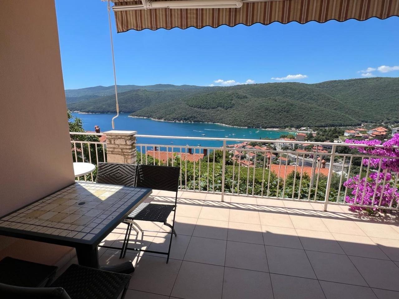 Apartments Alma Rabac Luaran gambar