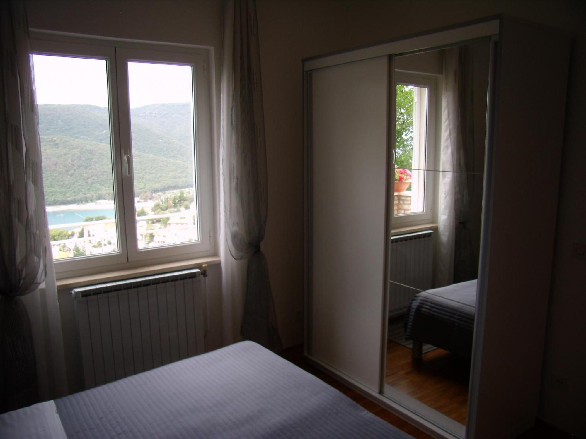 Apartments Alma Rabac Bilik gambar